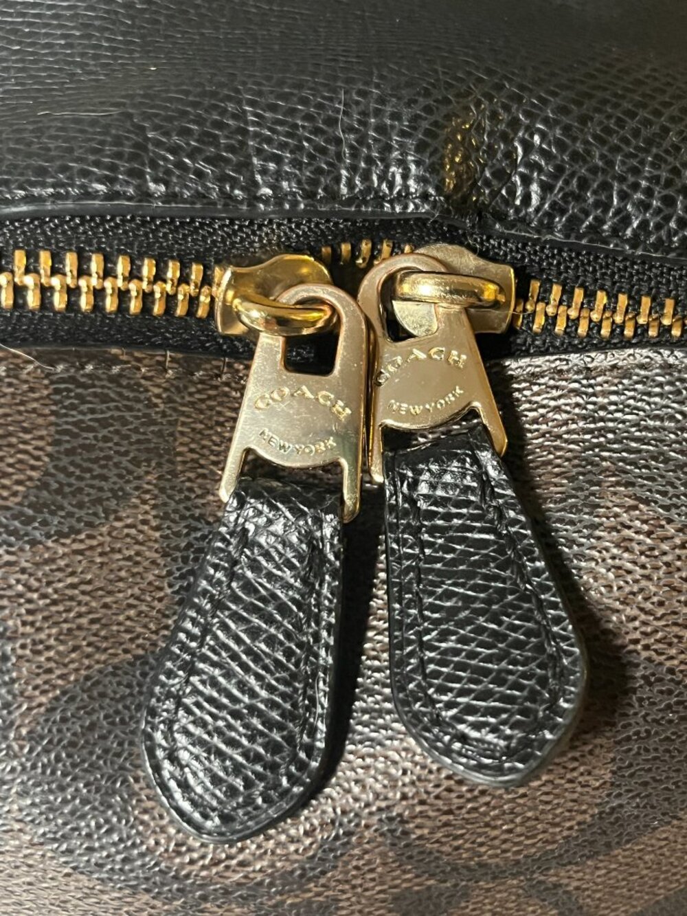 Coach Charlie Backpack Signature Brown Black Canvas Leather Trim - Picture 2 of 13